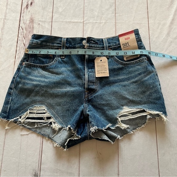 Levi's 501 Original Fit High-Rise Women's Jean Shorts Size W 28 Button Fly - Picture 11 of 14